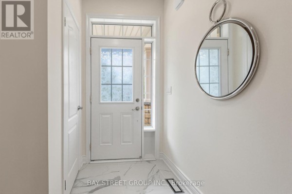 80 Living Crescent, Markham, ON, photo 3