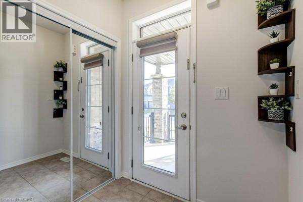3pc Bathroom - 80 Oaktree Drive, Caledonia, ON N3W0E8 Photo 5