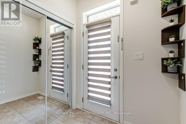 Bathroom - 80 Oaktree Drive, Haldimand, ON N3W0E8 Photo 4