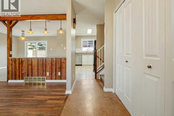 4pc Bathroom - 80 Ojibwa Road W, Lethbridge, AB T1K5L1 Photo 4