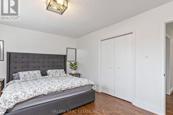 Bedroom 2 - 80 Saulter Street, Toronto, ON M4M2H7 Photo 5