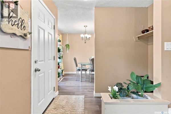 Dining room - 80 Spence Street, Regina, SK S4S4H4 Photo 2