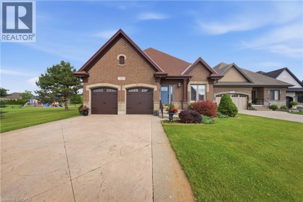 80 St Michaels Street, Delhi, ON, photo 2
