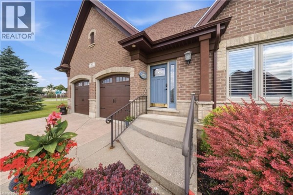 80 St Michaels Street, Delhi, ON, photo 3