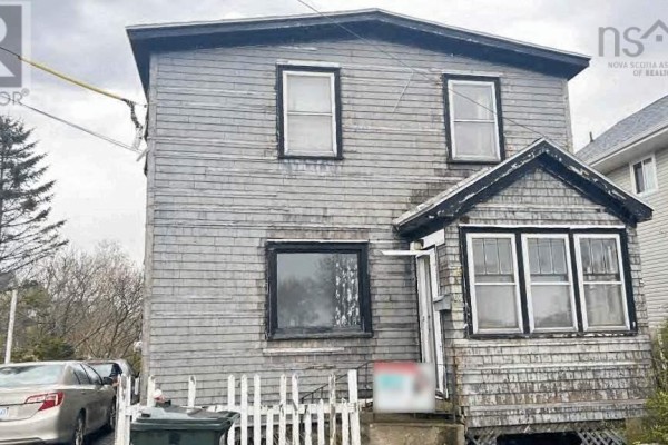 80 Swan Street, Sydney, NS, photo 3