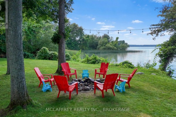 Primary Bedroom - 80 Trillium Lane, Greater Napanee, ON K7R3K7 Photo 4