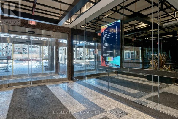 800 - 920 Yonge Street, Toronto, ON M4W3C7 Photo 4