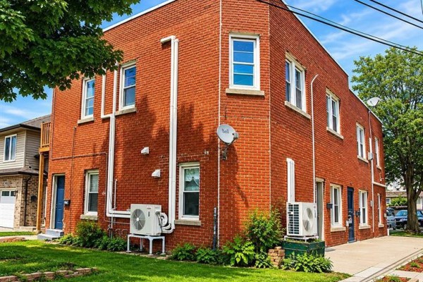 800-808 Shepherd Street East, Windsor, ON N8X2K9 Photo 2