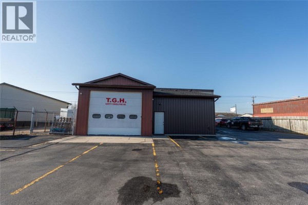 800 Campbell Street, Sarnia, ON N7T2J7 Photo 4