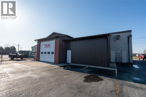 800 Campbell Street, Sarnia, ON N7T2J7 Photo 5