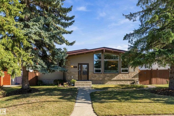800 Lee Ridge Rd Nw, Edmonton