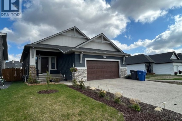 800 Mandalay Link, Carstairs, AB, photo 3