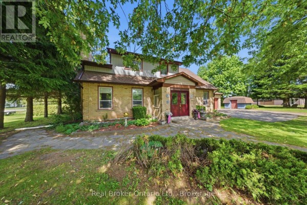 800 Tremaine Avenue S, North Perth, ON N4W3G9 Photo 2