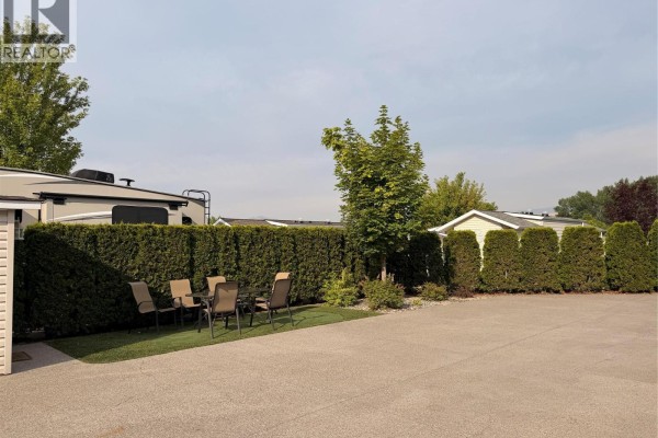 8000 Highland Road Lot# 128, Vernon, BC V1B3W5 Photo 4