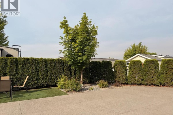8000 Highland Road Lot# 128, Vernon, BC V1B3W5 Photo 5