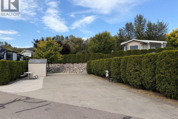8000 Highland Road Lot# 44, Vernon, BC V1B3W5 Photo 5