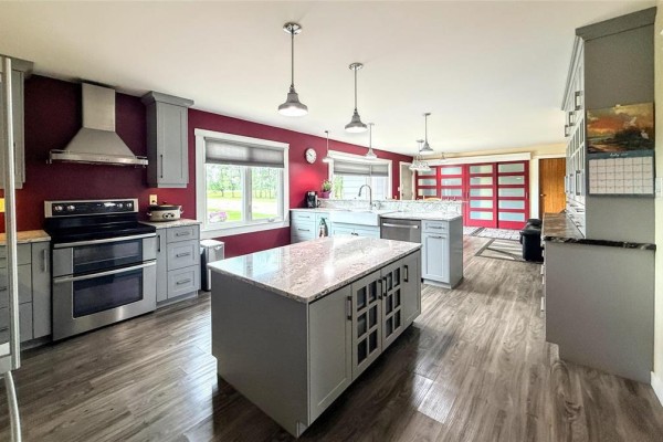 Kitchen - 80043 34 Path, Gladstone, MB R0J0T0 Photo 5