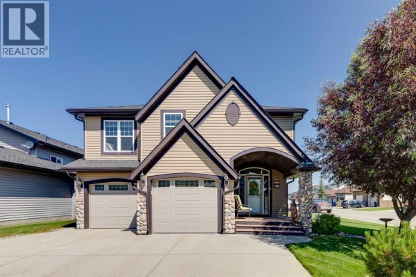 801, 800 Carriage Lane Place N, Carstairs, AB, photo 2