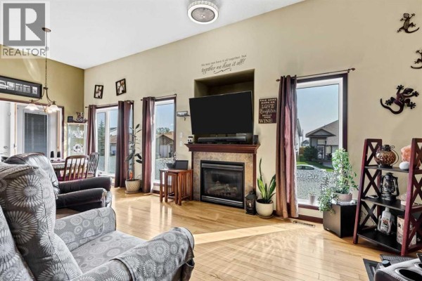 Recreational, Games room - 801, 800 Carriage Lane Place N, Carstairs, AB T0M0N0 Photo 4
