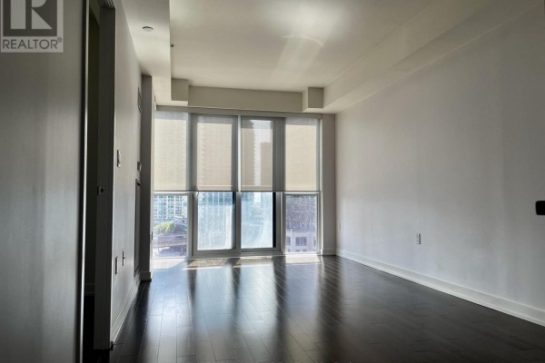 801 - 1 The Esplanade Drive, Toronto, ON M5E0A8 Photo 4