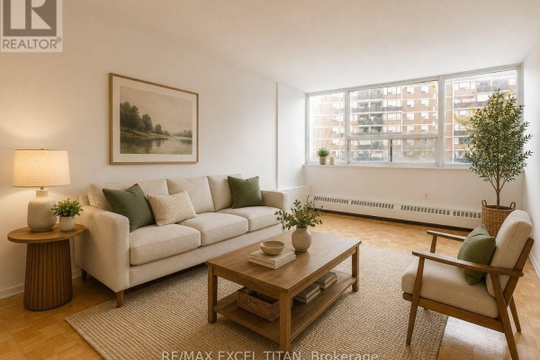 801 - 1385 Midland Avenue, Toronto, ON M1P3B8 Photo 3