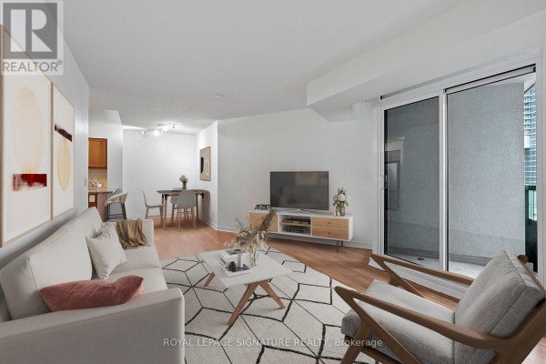801 - 19 Grand Trunk Crescent, Toronto, ON, photo 3