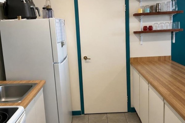 Bathroom - 801 - 2019 Bank Street, Ottawa, ON K1V0N1 Photo 4