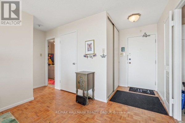 Bathroom - 801 - 2951 Riverside Drive, Ottawa, ON K1V8W6 Photo 5