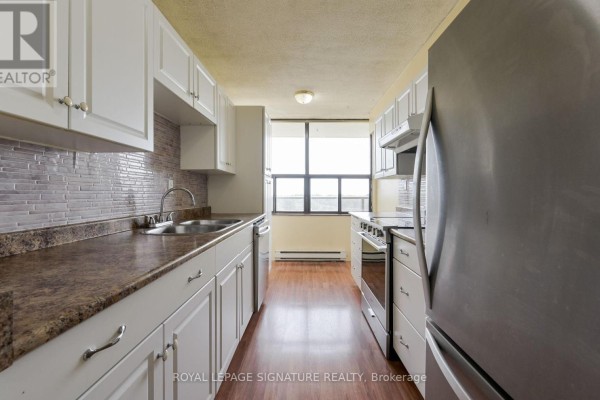 801 - 4 Kings Cross Road, Brampton, ON L6T3X8 Photo 4