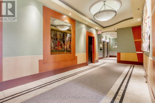 Primary Bedroom - 801 - 5949 Yonge Street, Toronto, ON M2M3V8 Photo 4