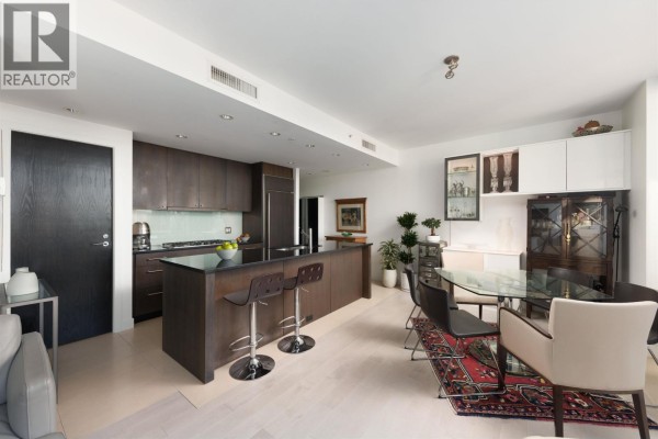 801 1455 Howe Street, Vancouver, BC V6Z1C2 Photo 2