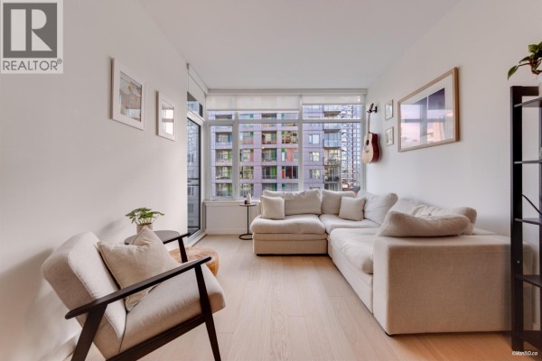 801 38 W 1st Avenue, Vancouver, BC V5Y0K3 Photo 3