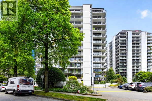 801 4165 Maywood Street, Burnaby, BC V5H4E3 Photo 2