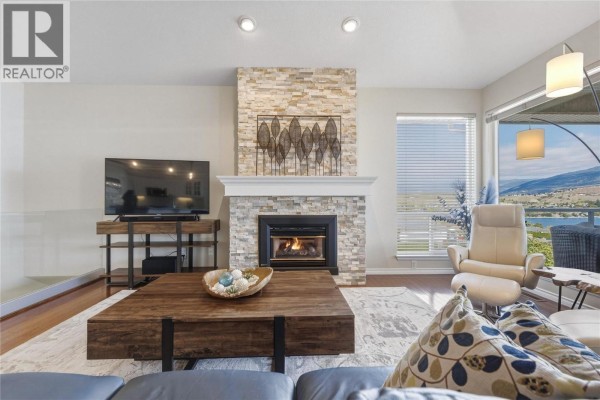 Bedroom - 8014 Whitestone Drive Unit# 3, Coldstream, BC V1B3M2 Photo 5