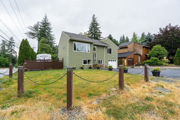 8015 Caribou Street, Mission, BC V2V5R1 Photo 3