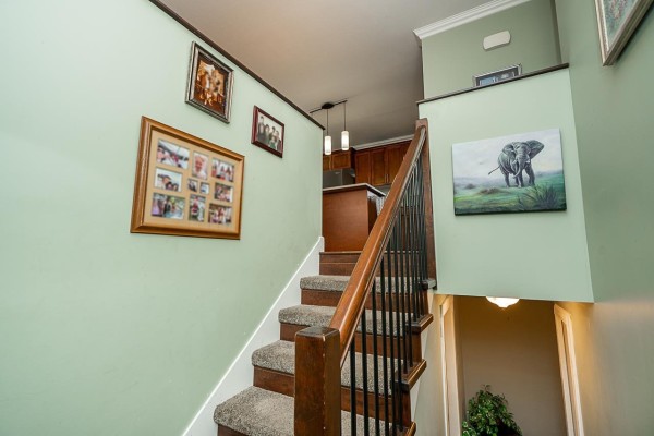 8015 Caribou Street, Mission, BC V2V5R1 Photo 4