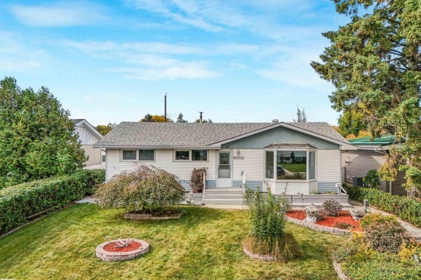 8016 161 St Nw, Edmonton
