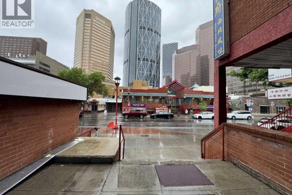 Kitchen - 802, 116 3 Avenue Se, Calgary, AB T2G5A9 Photo 2