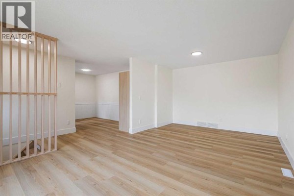 Foyer - 802, 700 Allen Street Se, Airdrie, AB T4B1E5 Photo 4