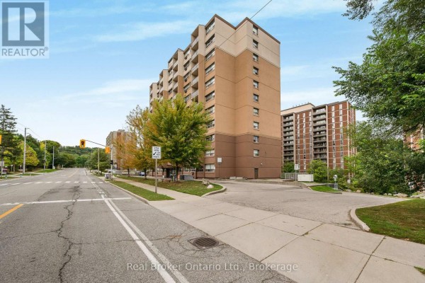 Kitchen - 802 - 1950 Main Street W, Hamilton, ON L8S4M9 Photo 2