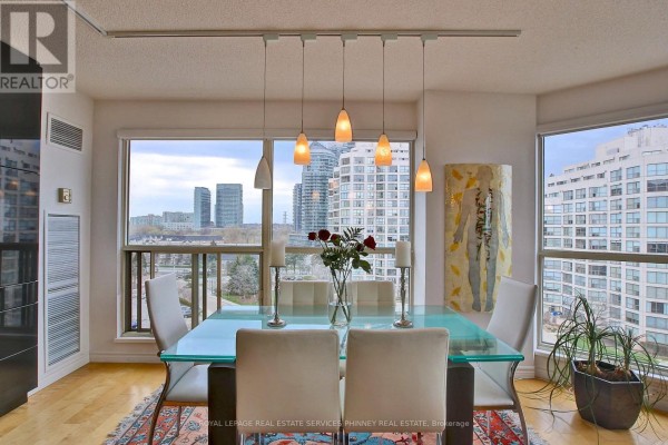 Bedroom - 802 - 2267 Lake Shore Boulevard, Toronto, ON M8V3X2 Photo 5