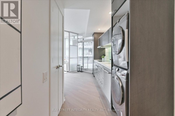 Primary Bedroom - 802 - 45 Charles Street E, Toronto, ON M4Y1S2 Photo 4