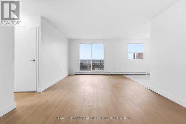 802 - 498 Queens Avenue, London East, ON N6B3K9 Photo 4
