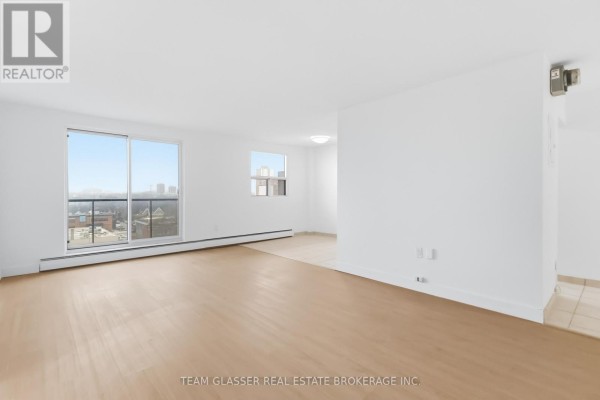 802 - 498 Queens Avenue, London East, ON N6B3K9 Photo 5
