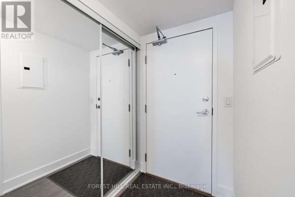 Kitchen - 802 - 508 Wellington Street W, Toronto, ON M5V0K8 Photo 3