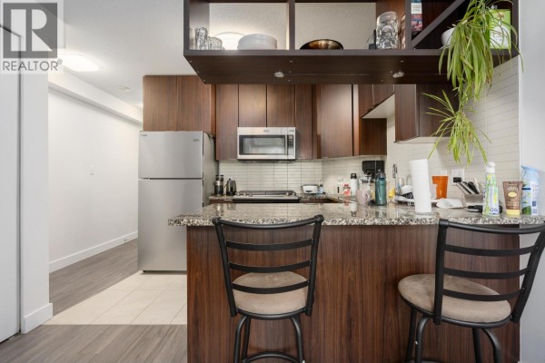802 1010 Richards Street, Vancouver, BC V6B1G2 Photo 4