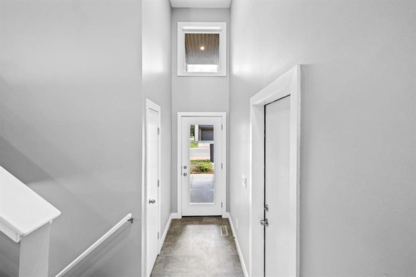 Eat in kitchen - 802 99 Shahi Street, Winnipeg, MB R3Y1Z2 Photo 2