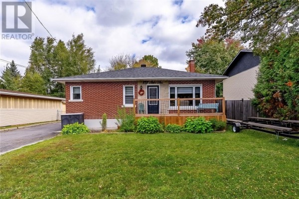 Residential for sale at 802 Attlee Avenue, Sudbury, ON - MLS® mngrOf