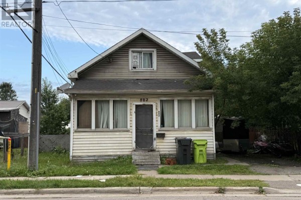 802 Bonney St, Sault Ste  Marie, ON, photo 3