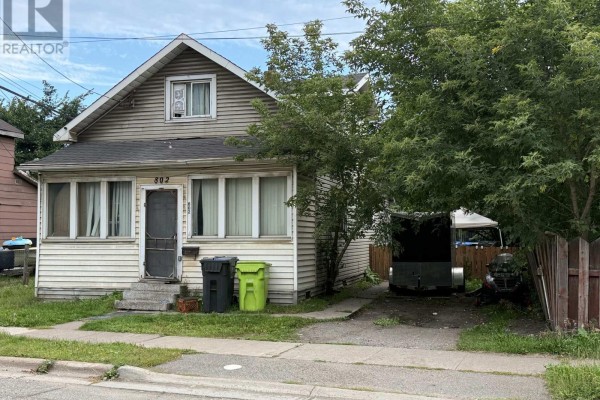 Dining room - 802 Bonney Street, Sault Ste Marie, ON P6C1A3 Photo 2